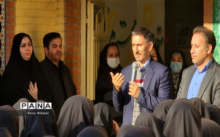 همّت و تلاش، اصلی مهم در موفقیت دانش‌آموزان است