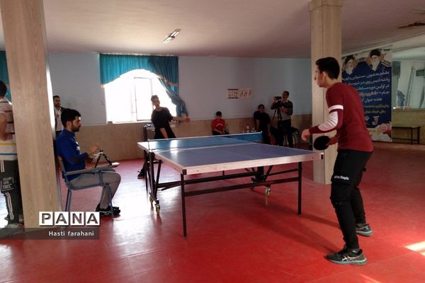 برگزاری مسابقات تنیس روی میز در شهرستان قرچک