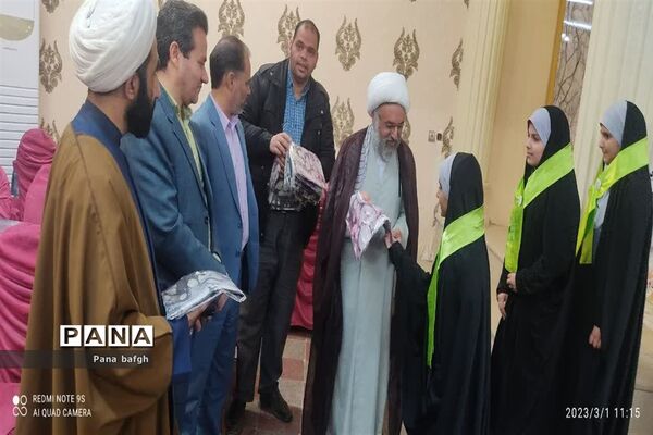 مراسم آیین تجلیل از مربیان تربیتی، معاونان پرورشی و مشاوران مدارس در بافق