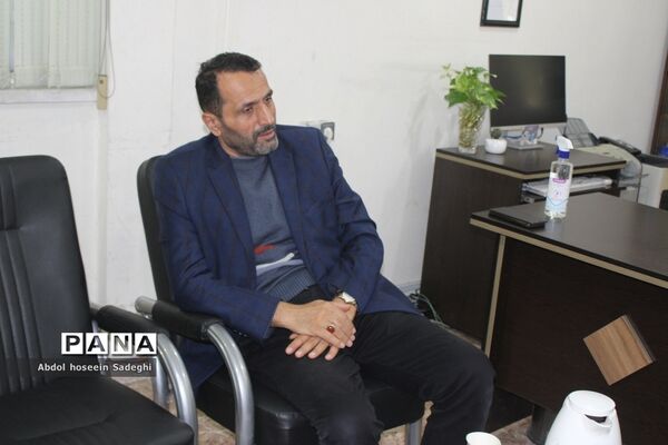 دومین روز فعالیت ستاد ارتباطات مردمی سفر ریاست جمهوری در آموزش و پرورش استان بوشهر