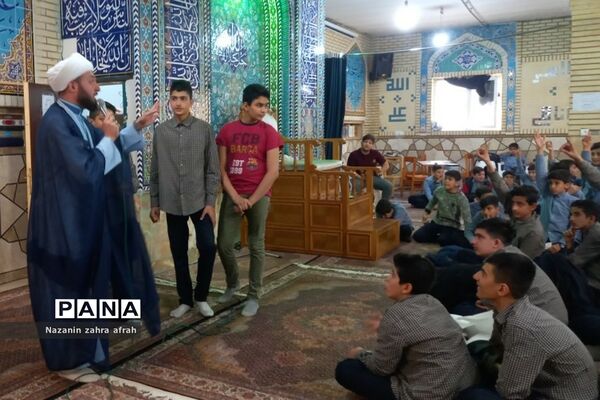 جشن تکلیف پسران دبیرستان ۱۳ آبان رودهن