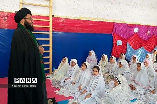 اولین‌ نماز‌های جماعت دانش‌آموزان نومکلف دبستان اندیشه رودهن