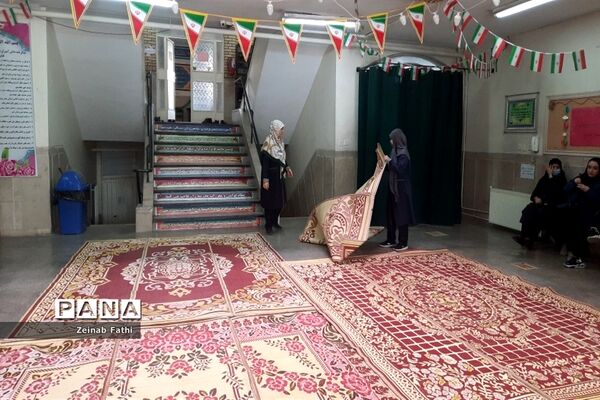 برگزاری طرح ایما در دبیرستان هیات امنایی فیض کاشانی منطقه ۱۴