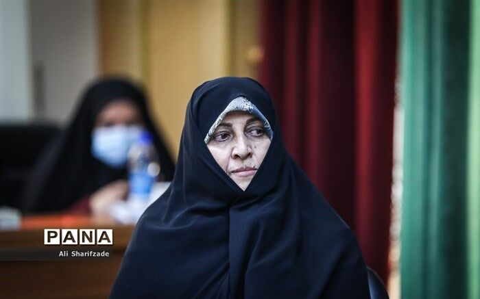 نقش مادر به عنوان اولین مربی تربیتی، نقشی بی‌بدیل است