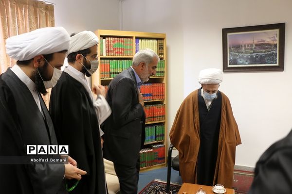 دیدار وزیر آموزش و پرورش با علما و مراجع عظام تقلید در قم