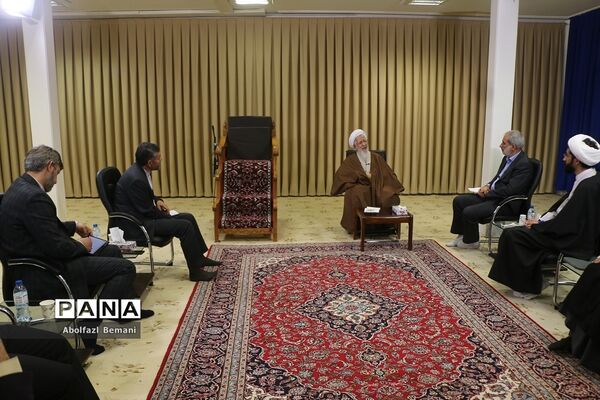 دیدار وزیر آموزش و پرورش با علما و مراجع عظام تقلید در قم