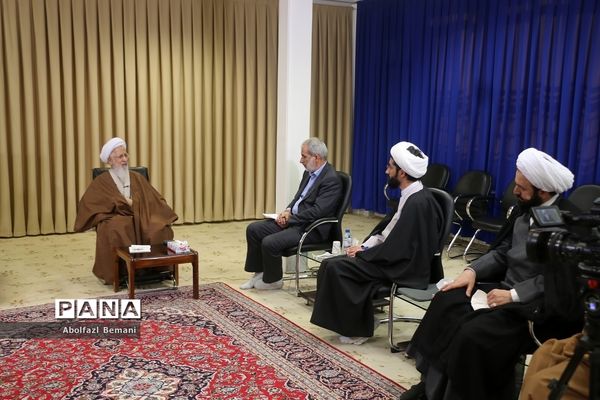 دیدار وزیر آموزش و پرورش با علما و مراجع عظام تقلید در قم