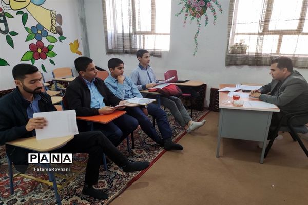 برگزاری کارگاه‌ توجیهی مرحله استانی  مسابقات قرآن عترت و نماز دانش‌آموزان پسر خلیل آباد
