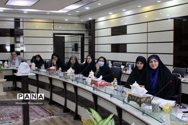 کارگاه توانمند‌سازی با محوریت ارزیابی دستگاه و جشنواره شهید رجایی در بوشهر