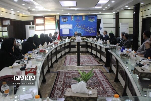 کارگاه توانمند‌سازی با محوریت ارزیابی دستگاه و جشنواره شهید رجایی در بوشهر
