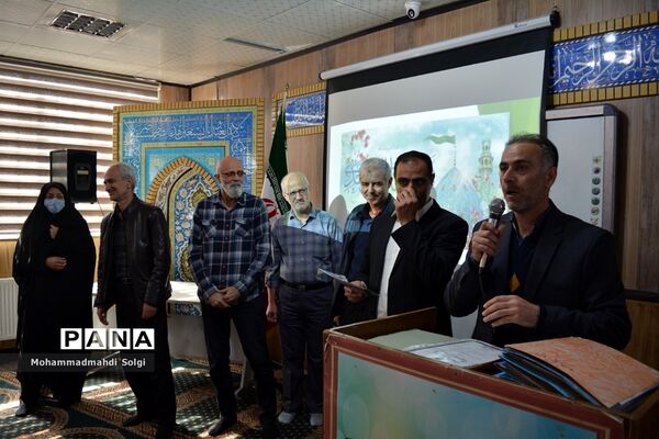 تجلیل از دانش‌آموزان برتر و مقام آور مدرسه شهید کلهر