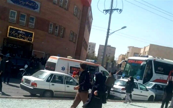 مسمومیت‌ها به مدارس سمنان رسید