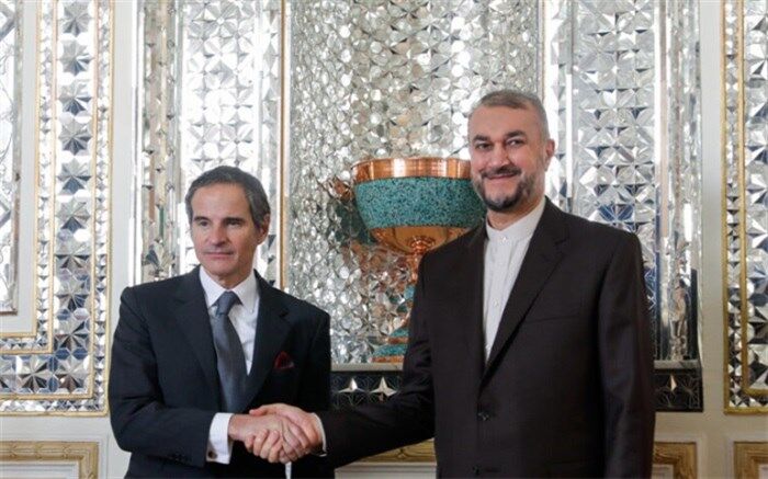 گروسی با امیرعبداللهیان دیدار می‌کند