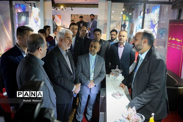 همایش سراسری اعضای هیئت مدیره و مدیران عامل موسسه هلدینگ ها و شرکت های تابعه با حضور وزیرآموزش وپرورش