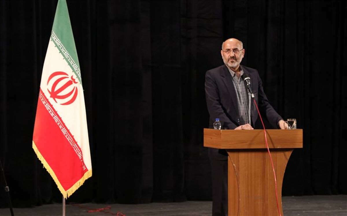 ایران در حال گذر از پیچ تاریخی حساس است