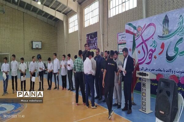 حضور پرشور جوانان شادگانی در مراسم ولادت حضرت اکبر«ع»  و روز جوان