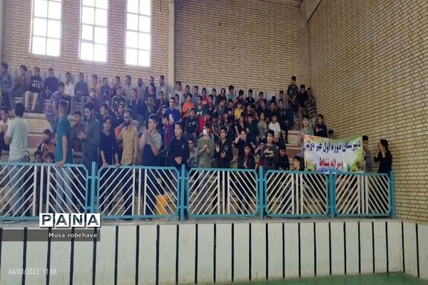 حضور پرشور جوانان شادگانی در مراسم ولادت حضرت اکبر«ع»  و روز جوان