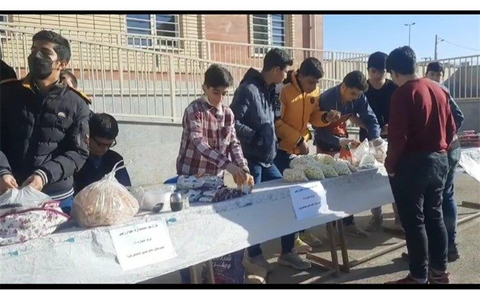 برگزاری جشنواره بازارچه محلی در مدارس زنجان