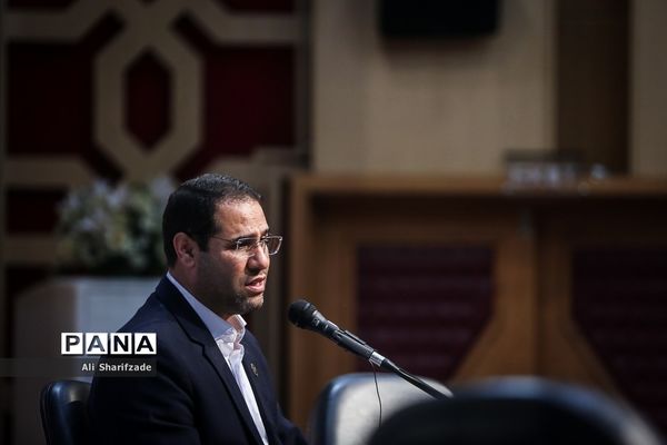 نشست خبری رئیس دانشگاه فرهنگیان کشور