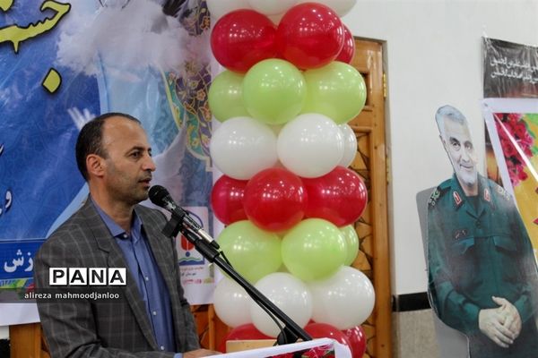 جشن تکلیف پسران در گلوگاه