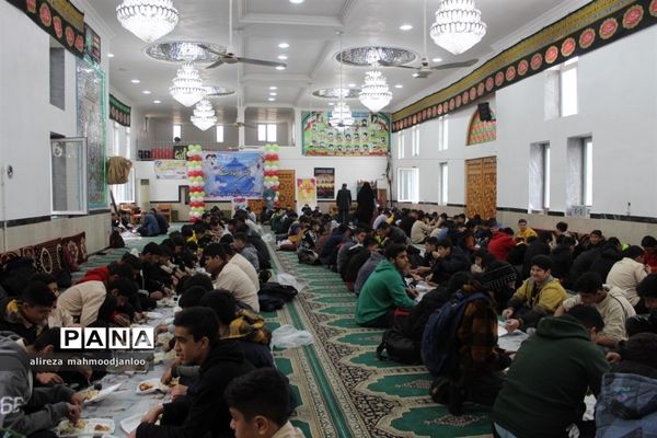 جشن تکلیف پسران در گلوگاه