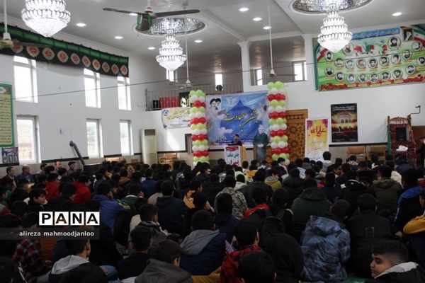 جشن تکلیف پسران در گلوگاه