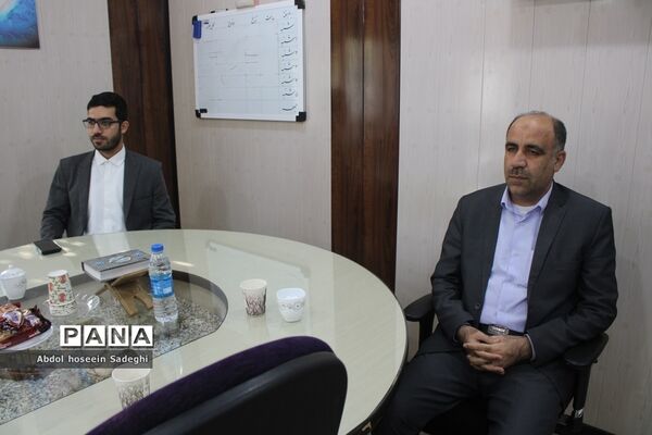 سومین روز فعالیت ستاد ارتباطات مردمی سفر ریاست جمهوری در آموزش و پرورش استان بوشهر