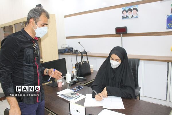 سومین روز فعالیت ستاد ارتباطات مردمی سفر ریاست جمهوری در آموزش و پرورش استان بوشهر