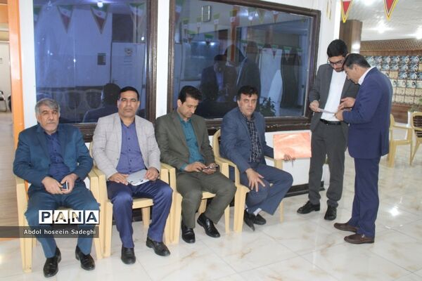 سومین روز فعالیت ستاد ارتباطات مردمی سفر ریاست جمهوری در آموزش و پرورش استان بوشهر