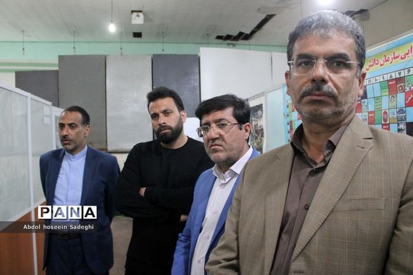 سومین روز فعالیت ستاد ارتباطات مردمی سفر ریاست جمهوری در آموزش و پرورش استان بوشهر
