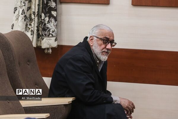 نشست هم‌اندیشی قرارگاه جهادی گام دوم انقلاب