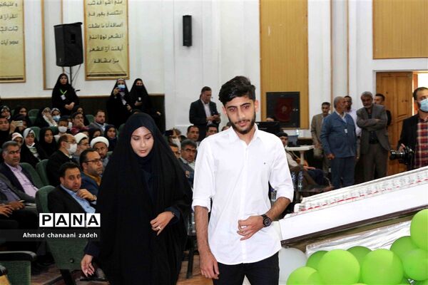 تجلیل از خانواده معاون پرورشی فقید آموزش و پرورش شهرستان کارون