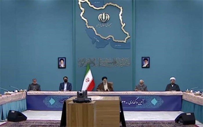 همه نهادهای انقلابی بسیج شده‌اند تا با همکاری دولت مشکل مسکن را حل کنند