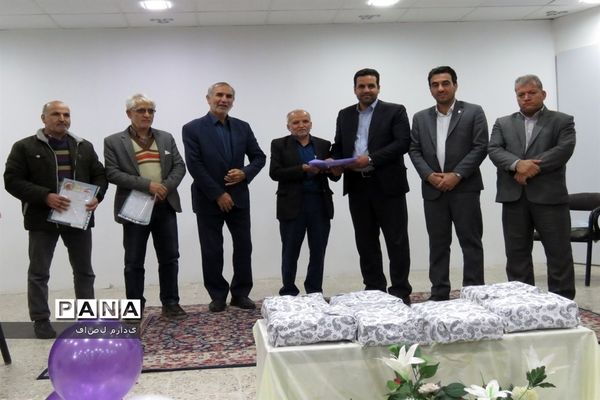 تقدیر از مربیان کانون سلمان خلیل‌آباد