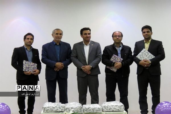 تقدیر از مربیان کانون سلمان خلیل‌آباد