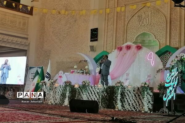 برگزاری جشن تکلیف دختران مدارس غیردولتی نواحی چهارگانه شیراز در حرم مطهر شاهچراغ(ع)