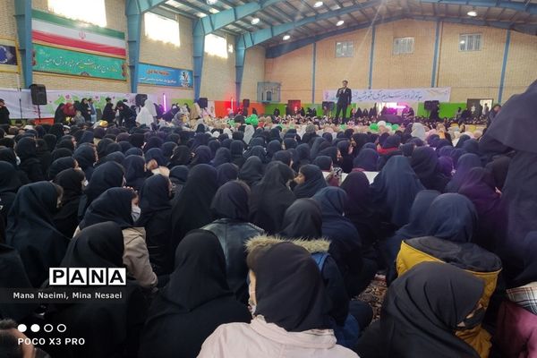 اجتماع عظیم دختران عاشقان مهدی (عج) در شهرستان کاشمر