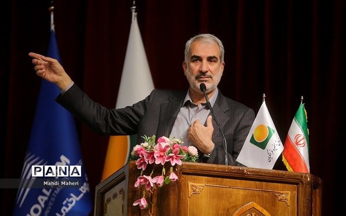 تمام مدارس کشور تا آخرین روز سال دایر هستند