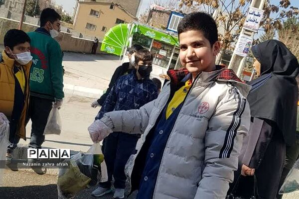 جشنواره پلاگینگ در دبستان پسرانه سما یک رودهن