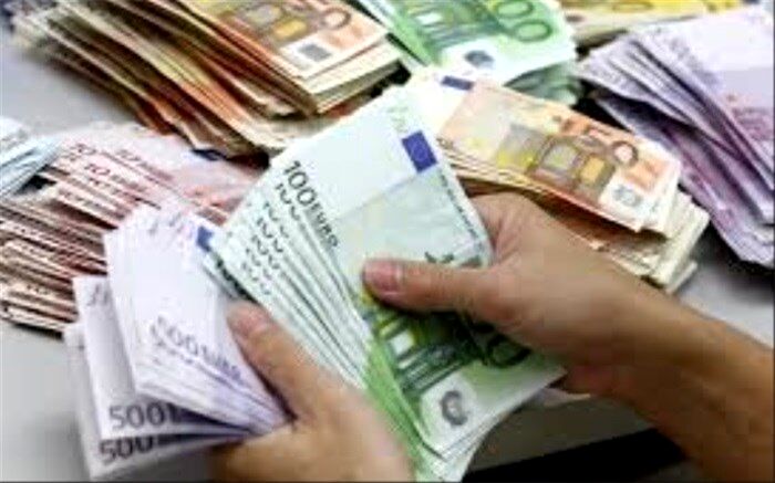 افزایش ۲۰ درصدی حقوق کارکنان دستگاه‌های اجرایی
