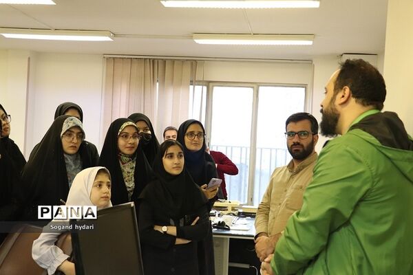 حضور دانش‌آموزان شهرستان‌های استان تهران در سازمان مرکزی پانا کشور