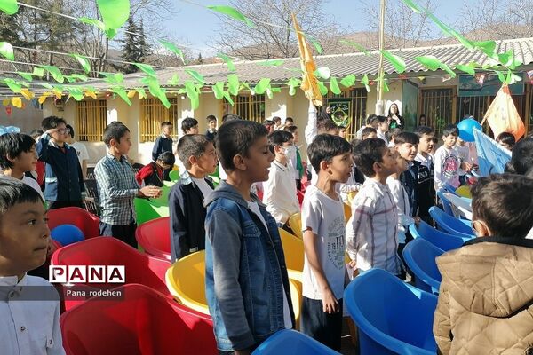 جشن نیمه شعبان در دبستان شهدای کریتون ۲ رودهن