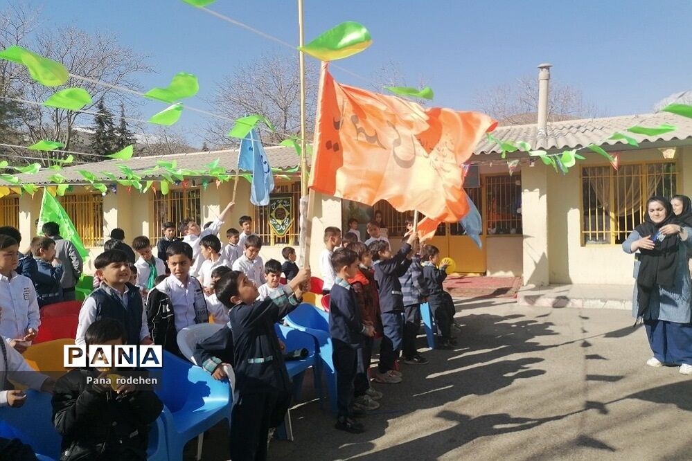 جشن نیمه شعبان در دبستان شهدای کریتون ۲ رودهن