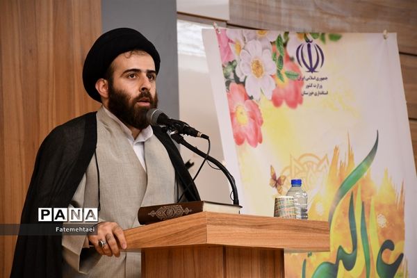 نشست صمیمی استاندار خوزستان با جوانان فرهیخته