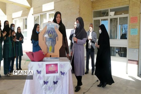 برگزاری جشن نیکوکاری در آموزشگاه دخترانه آیت‌الله کاشانی داران