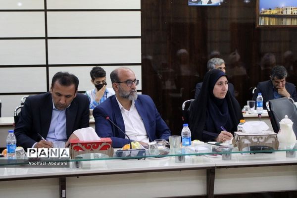 نشست مشترک ائمه جمعه، مدیران و روسای آموزش و پرورش استان بوشهر