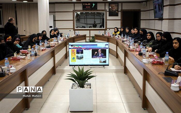 آموزش ده‌ها دانش‌آموز خبرنگار در دفتر مرکزی خبرگزاری پانا