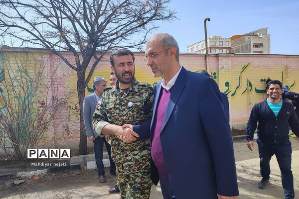 آیین نمادین روز درختکاری در دبیرستان استعدادهای درخشان شهید بهشتی رودهن