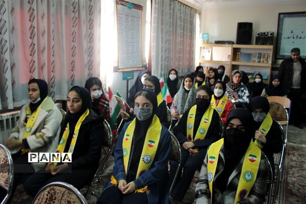 مراسم جشن نیکوکاری در دبیرستان شاهد اطهر ناحیه 1 زنجان