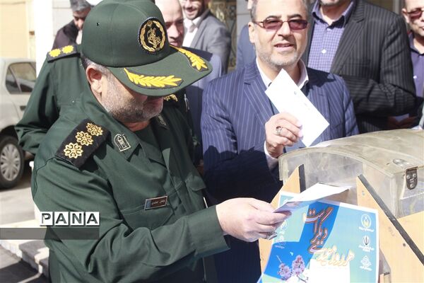 مراسم جشن نیکوکاری در دبیرستان شاهد اطهر ناحیه 1 زنجان